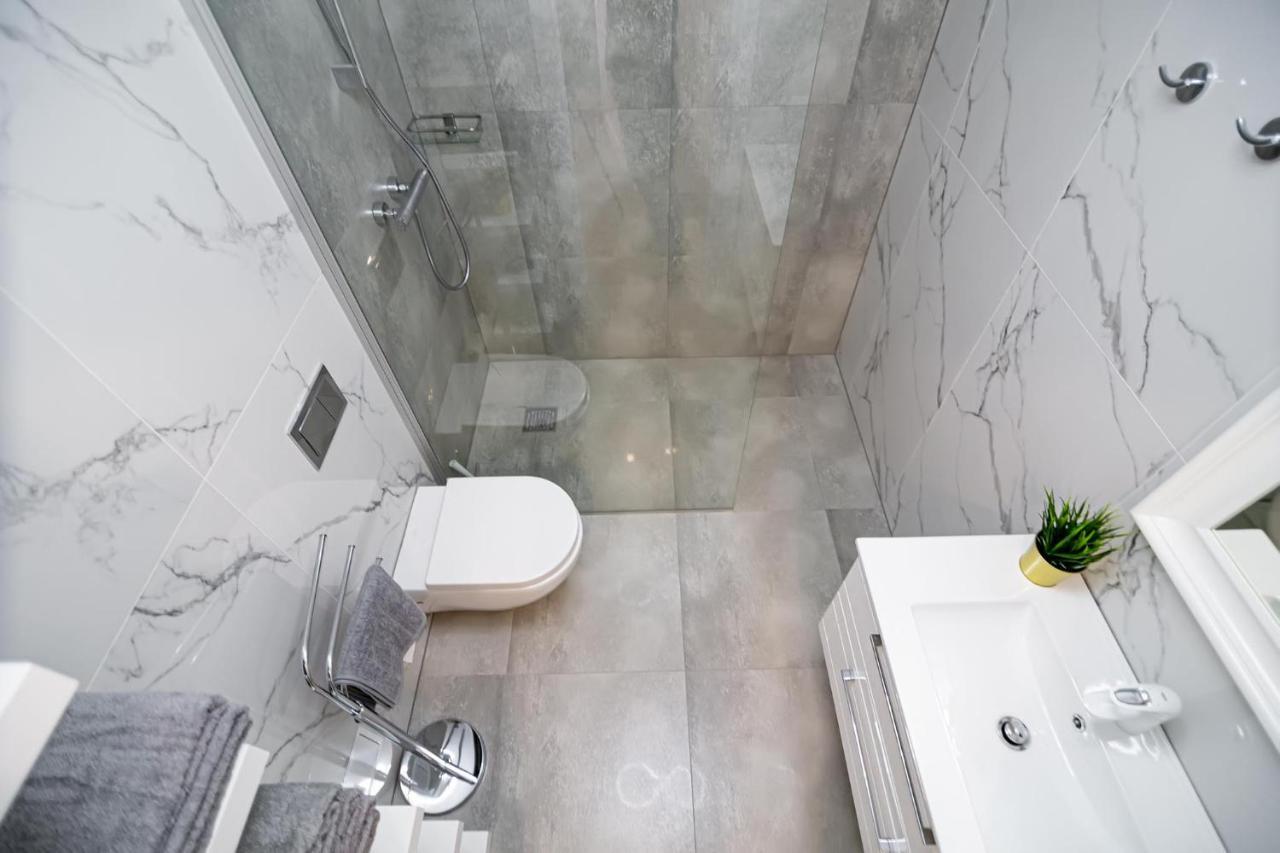 Owls Hill Apartment Kaunas Extérieur photo